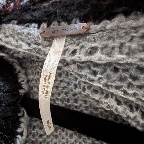 Free People duster size medium grey with plum and black trim - Picture 3 of 6